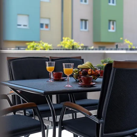 Lägenhet Cvit Trogir