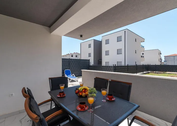 Cvit Lägenhet Trogir