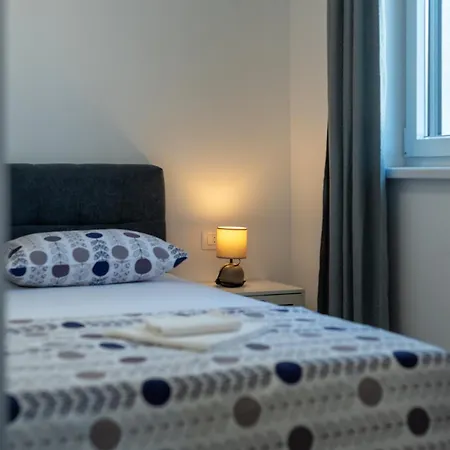 Cvit Apartman *