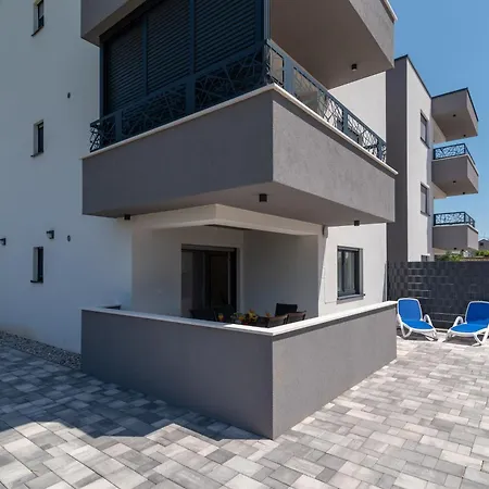 Cvit Apartman Trogir