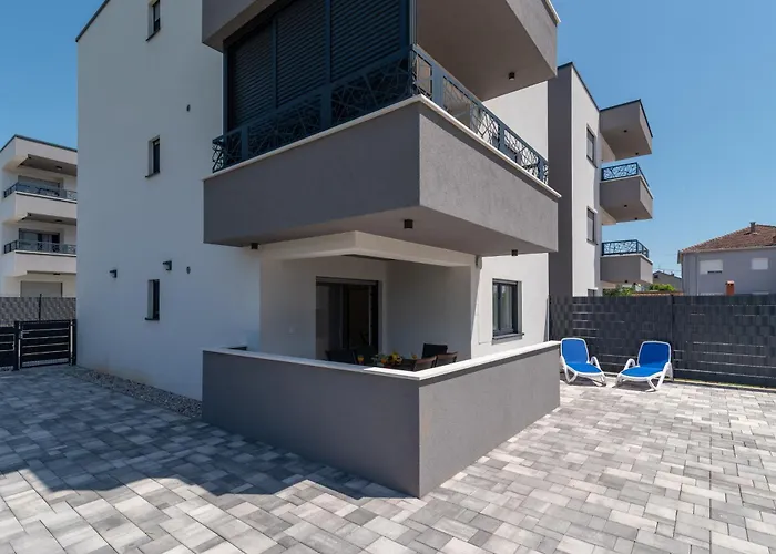 Cvit Apartman Trogir
