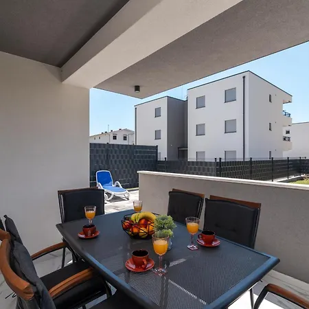 Cvit Apartament Trogir